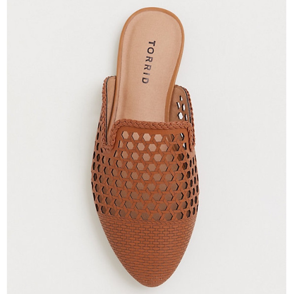 BRAND NEW COGNAC WOVEN SLIP-ON MULE